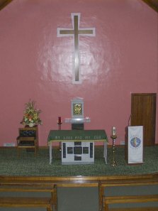 Altar in Garrienderk Church